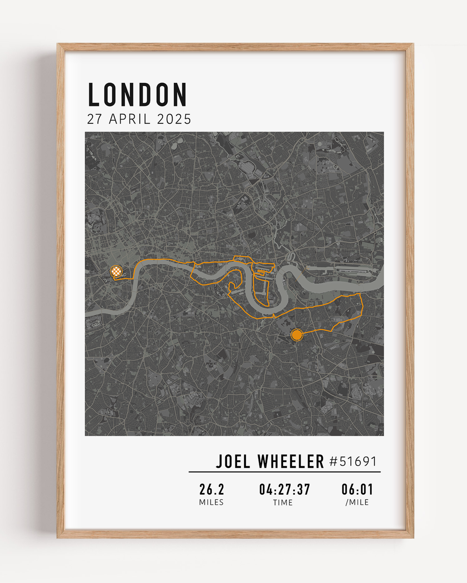 Custom London Marathon map poster displaying the iconic race route, personalized with GPX data. Ideal keepsake or London Marathon route gift for finishers and runners celebrating their achievements.